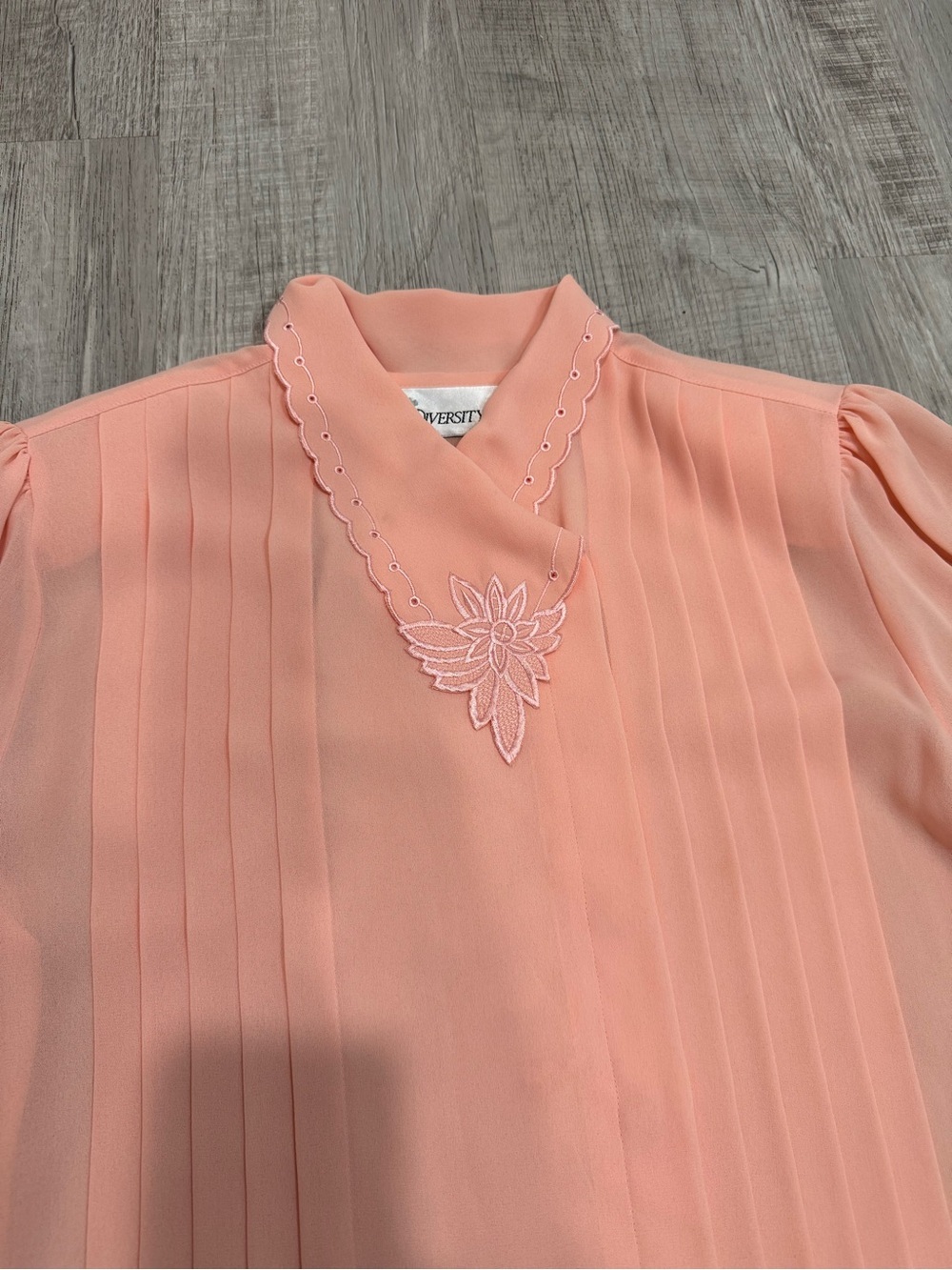 Vtg 80s Diversity Peach Salmon Blouse Pleated Embroidered Collar Sz 12 Korea - Picture 3 of 13